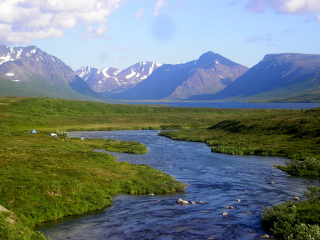 alaskan river fly fishing thirst quencher